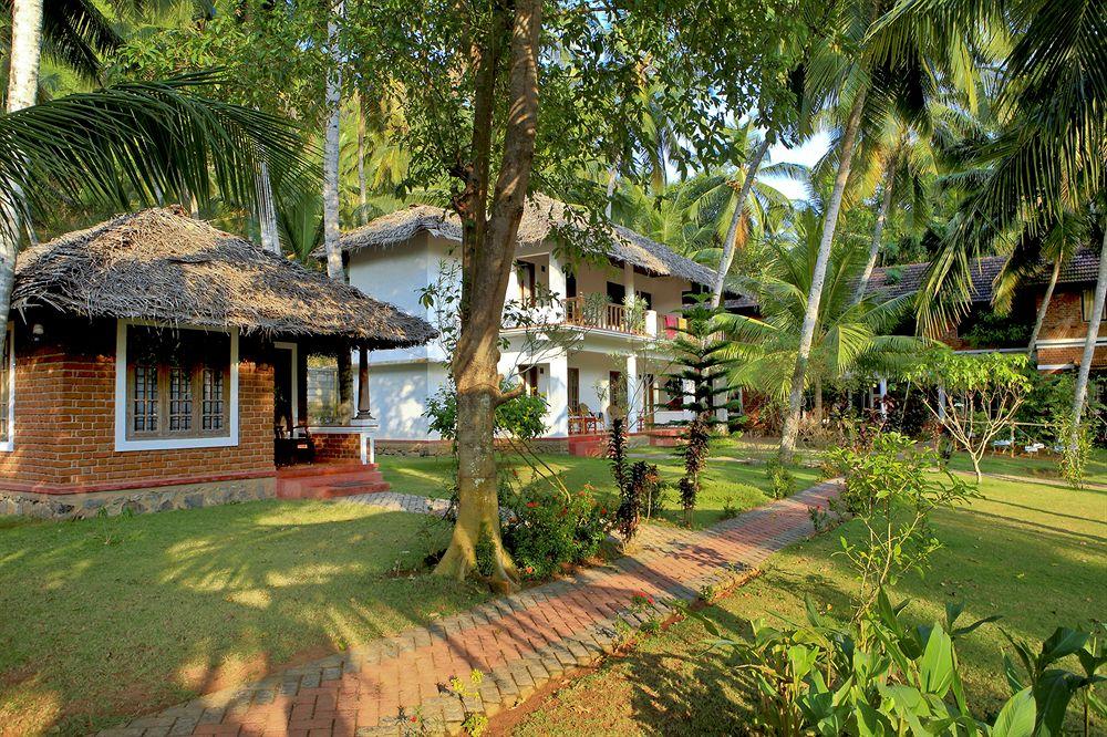 Abad Harmonia Ayurvedic Beach Resort コーバラム エクステリア 写真