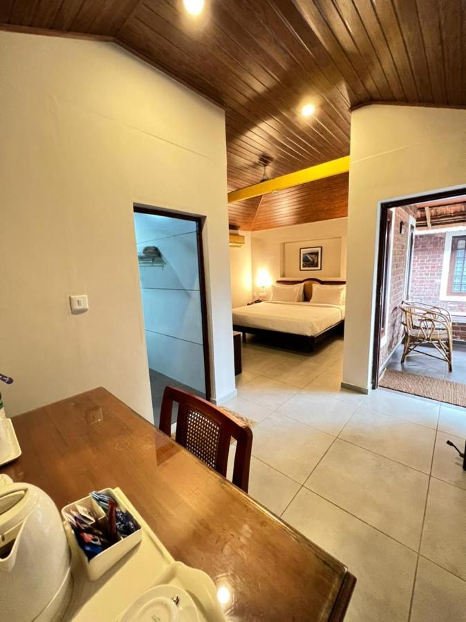 Abad Harmonia Ayurvedic Beach Resort コーバラム エクステリア 写真
