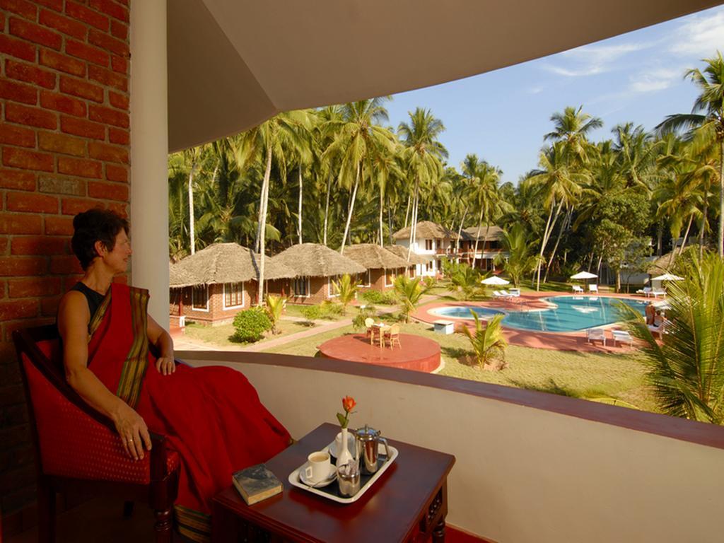 Abad Harmonia Ayurvedic Beach Resort コーバラム エクステリア 写真