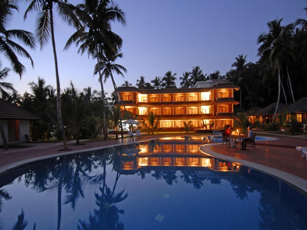 Abad Harmonia Ayurvedic Beach Resort コーバラム エクステリア 写真